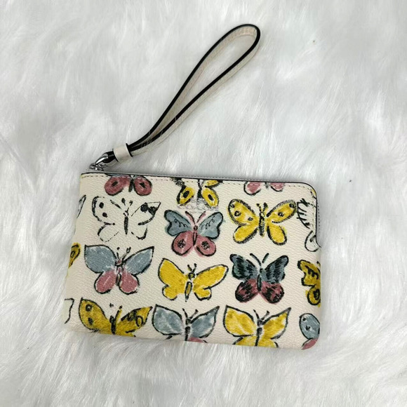 Coach Corner Zip Wristlet With Butterfly Print CAQ55 NWT - Picture 1 of 8